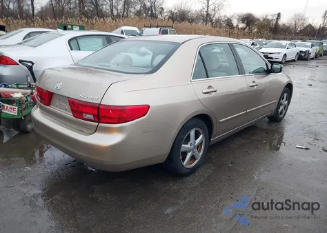 2005 Honda Accord 2.4 Ex z USA, uszkodzony, nr VIN 1HGCM56705A042867